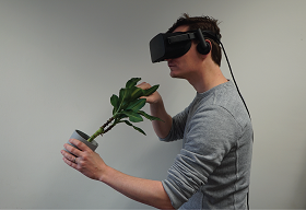 Ambient Living Media as Haptic Proxy Interfaces for Virtual Reality